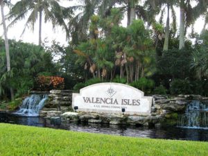 dog friendly gated community for active adults 55+ in boynton beach florida 33437 valencia isles